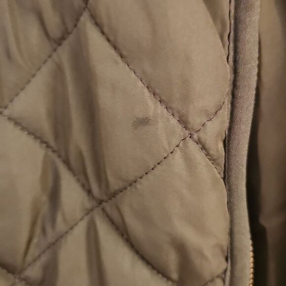 EUC Old Navy Quilted Vest, Olive, Size M - Picture 2 of 4